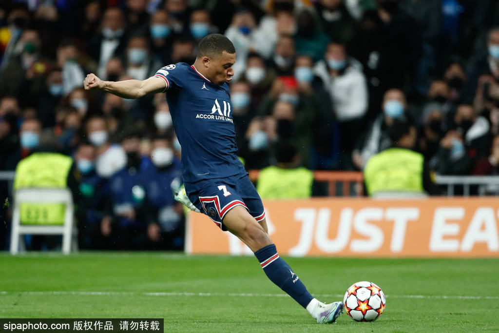 爆发争论 爆发争论