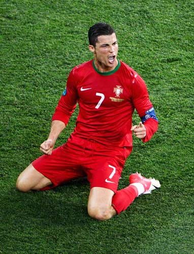 诱发滚地双 诱发滚地双